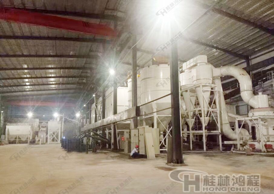 滑石粉，滑石粉碎設(shè)備，磨粉設(shè)備，磨粉機(jī)，雷蒙機(jī)