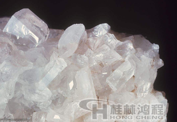硅石，硅灰石